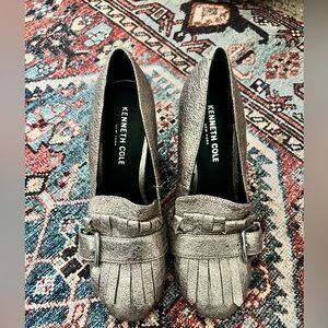 Kenneth Cole gold heels. Size 6